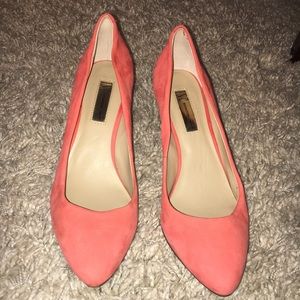 Coral I.N.C Heels Size:9
